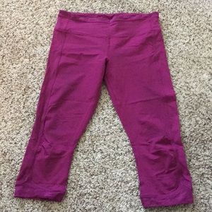 Lulu Lemon capris with camo leg detail